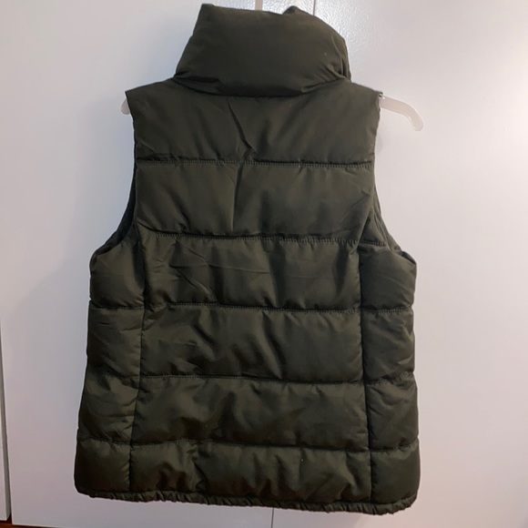 Army Green puffer vest - Picture 3 of 3